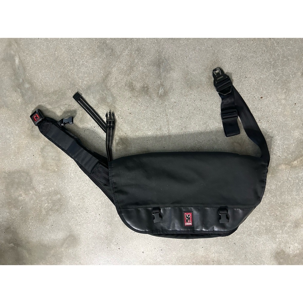 Chrome Industries Citizen Messenger Bag - Black VGUC